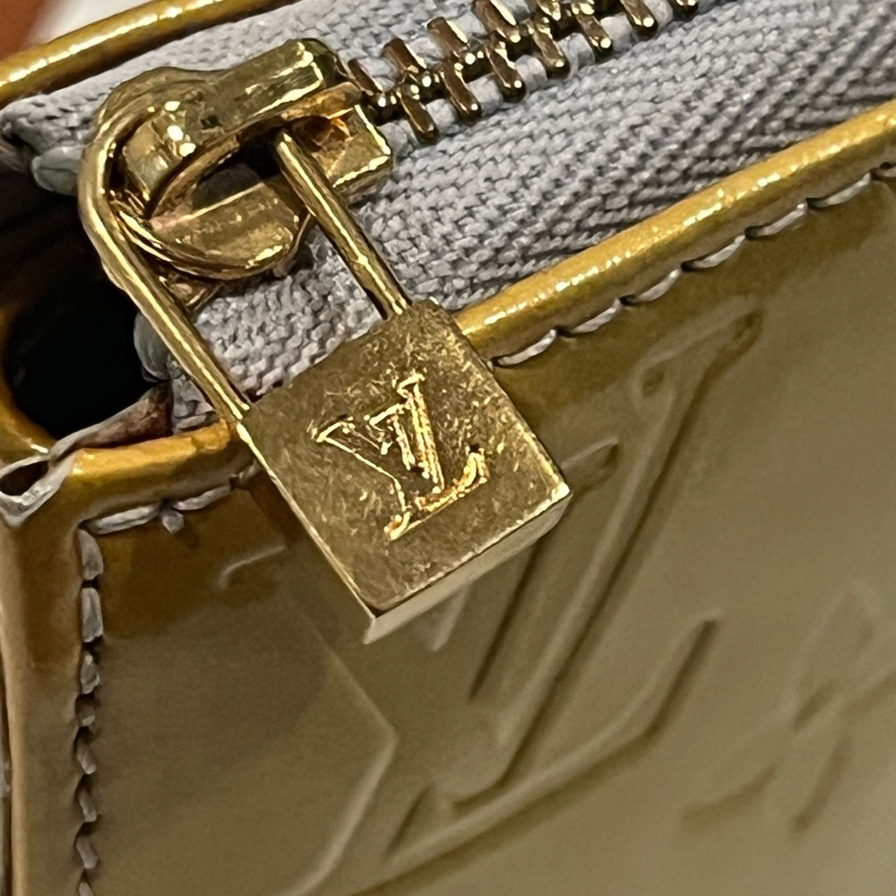 Louis Vuitton  Lexington Vintage 1999 Vernis Pochette Yellow Retail $1650 - Picture 7 of 15
